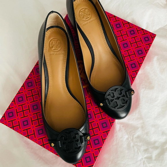 Tory Burch Gabriel 45 MM pump - Picture 1 of 6